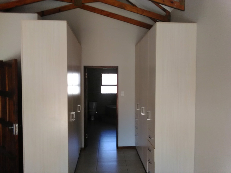 3 Bedroom Property for Sale in Hillside Free State